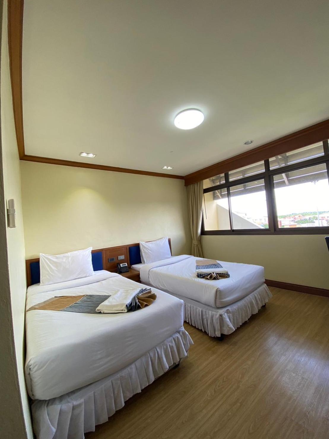 Phuphanplace Hotel Ban Phang Khwang Tai Exterior foto